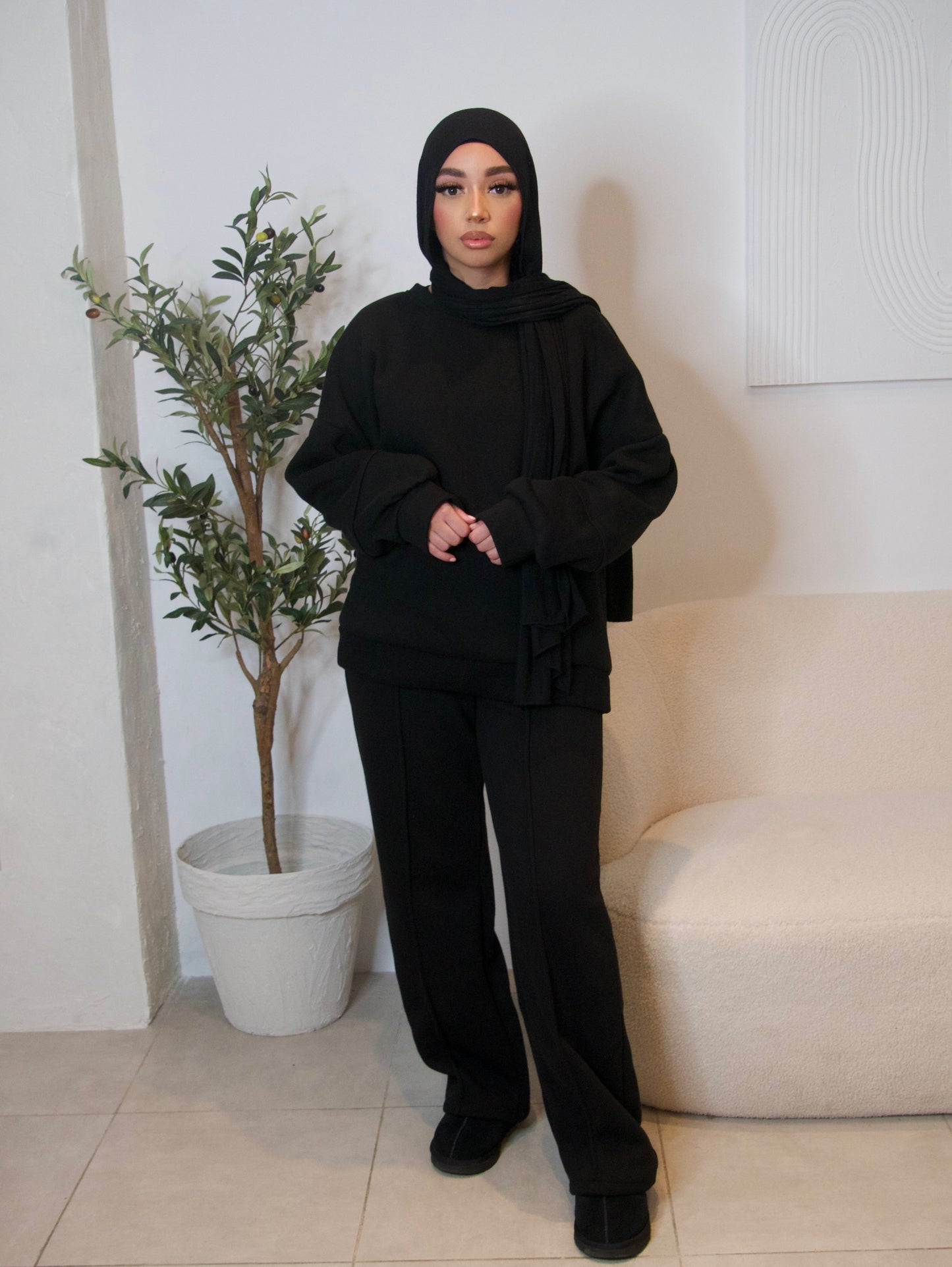 BLACK STRAIGHT LEG TRACKSUIT SET