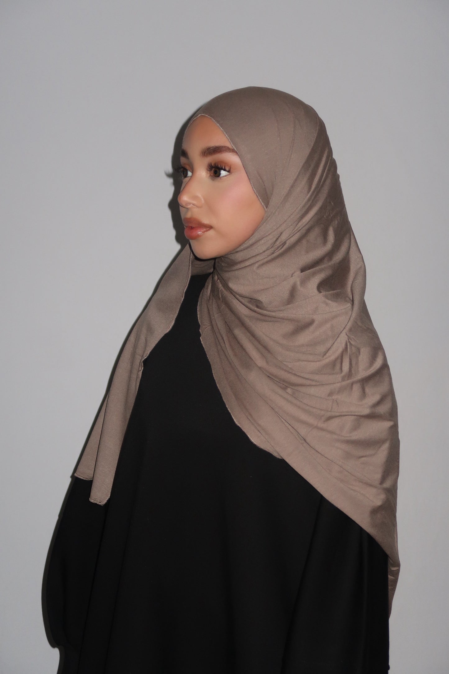 TAUPE BAMBOO JERSEY HIJAB